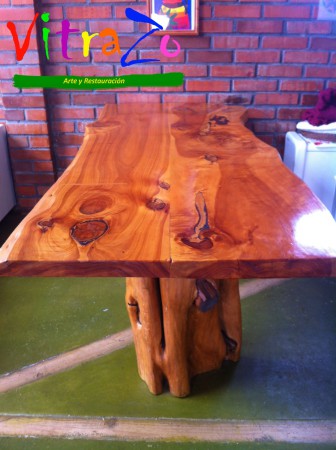 Mesa rústica de ciprés. VENDIDA